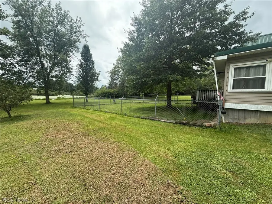 4465 N Lake Road, West Farmington, OH 44491 - #2