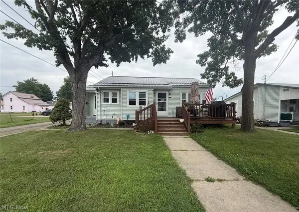 440 Center Street, Newcomerstown, OH 43832
