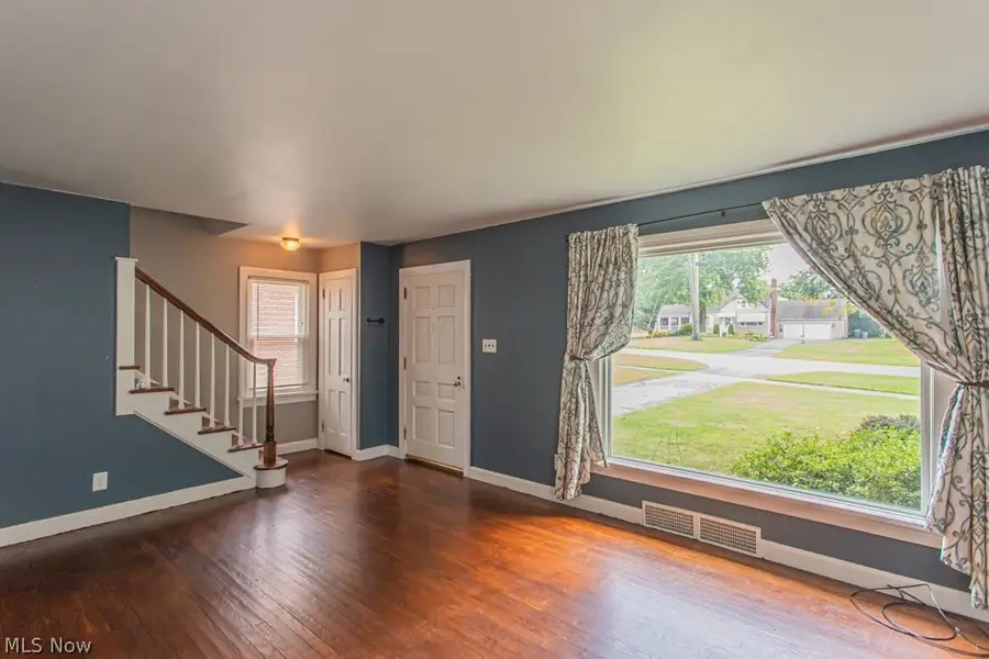6714 Glendale Avenue, Youngstown, OH 44512 - #3