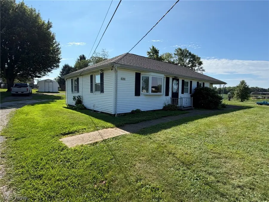 4284 Swallen Avenue, Louisville, OH 44641 - #3
