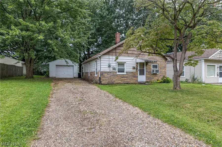 796 Lindsay Avenue, Akron, OH 44306 - #2