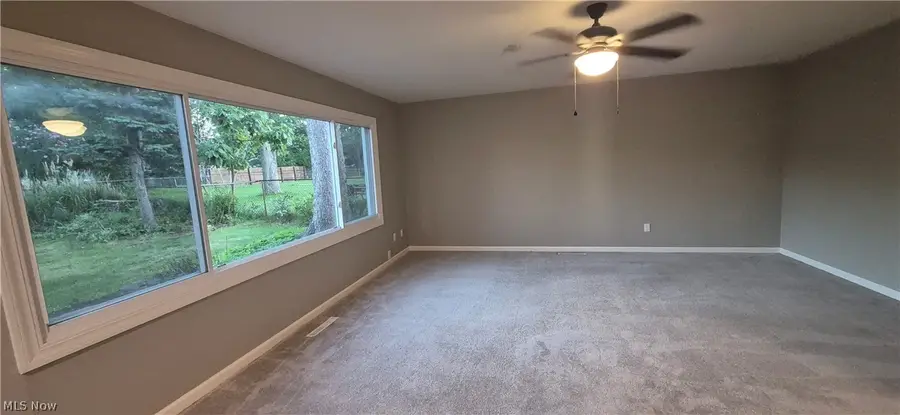 6417 Alderwood Road, Parma Heights, OH 44130 - #3
