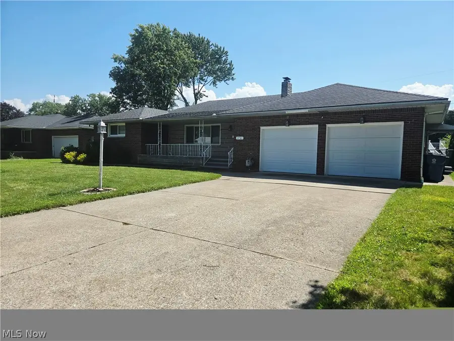 1731 W 36th Street, Lorain, OH 44053 - #2