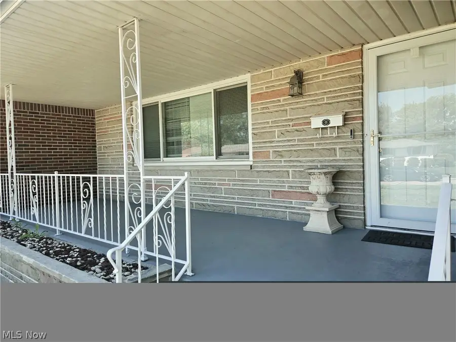 1731 W 36th Street, Lorain, OH 44053 - #3