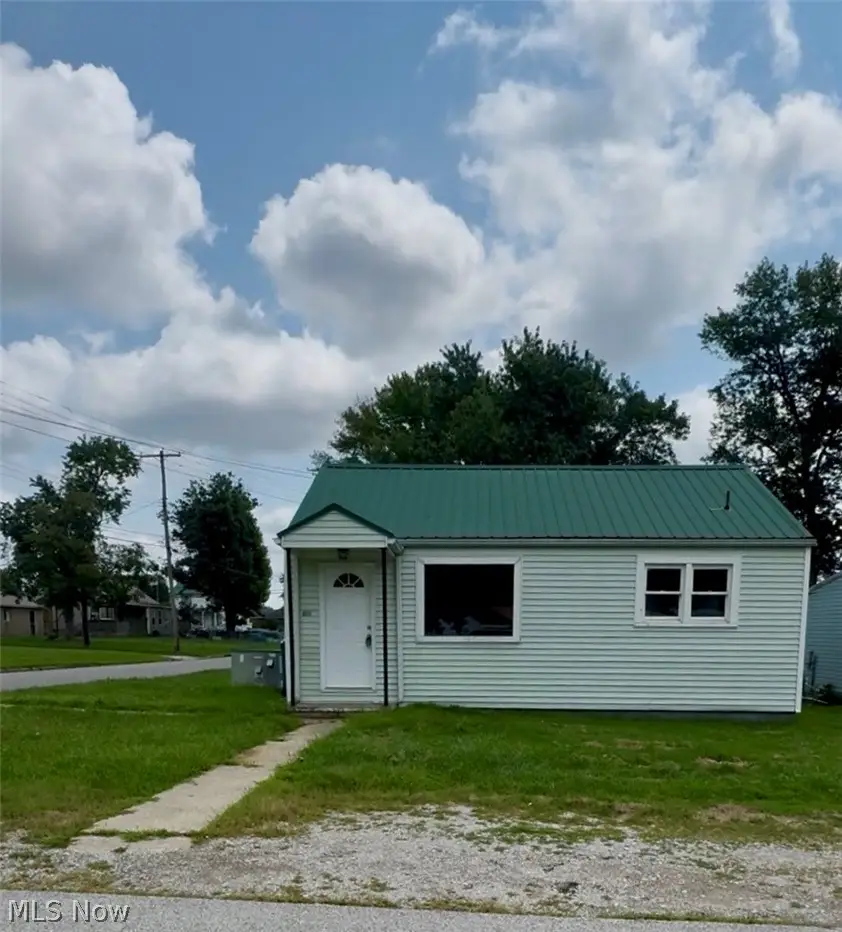601 Nicely Avenue, Parkersburg, WV 26101 - #1