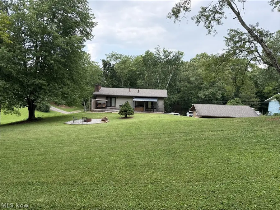 267 Roberts Drive, Belpre, OH 45714 - #3