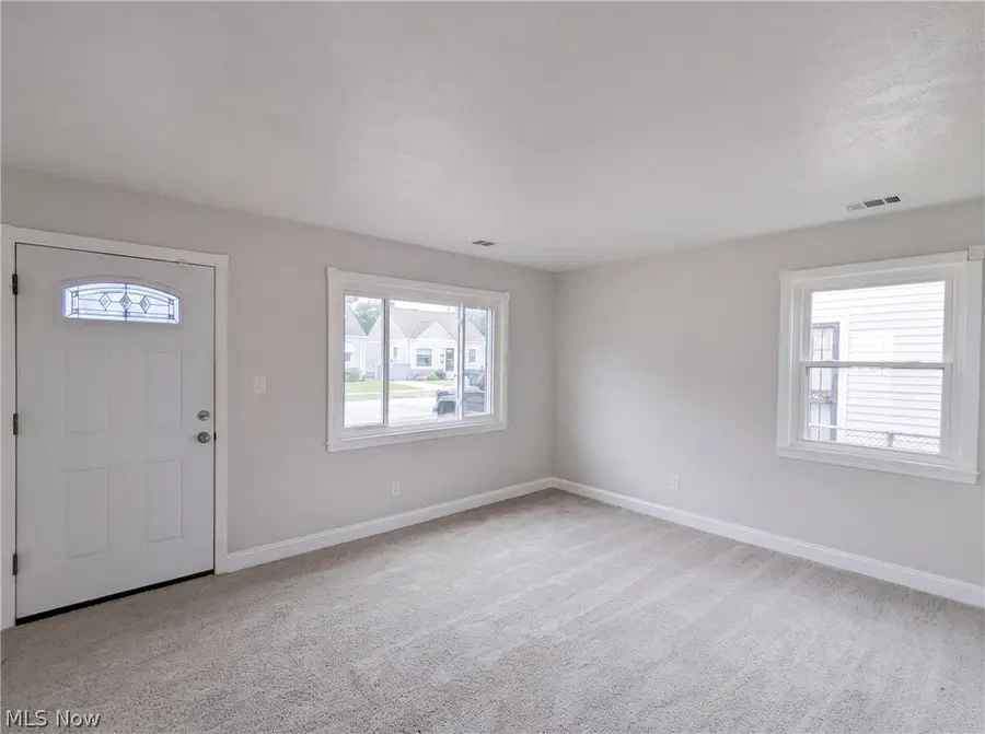 12722 Emery Avenue, Cleveland, OH 44135 - #3