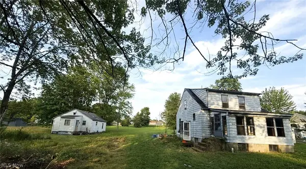 3573 Pershing Avenue, Hubbard, OH 44425