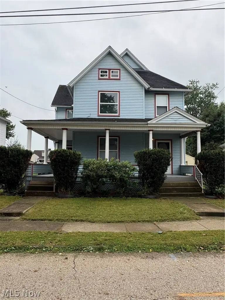39 School Street, Hubbard, OH 44425 - #1