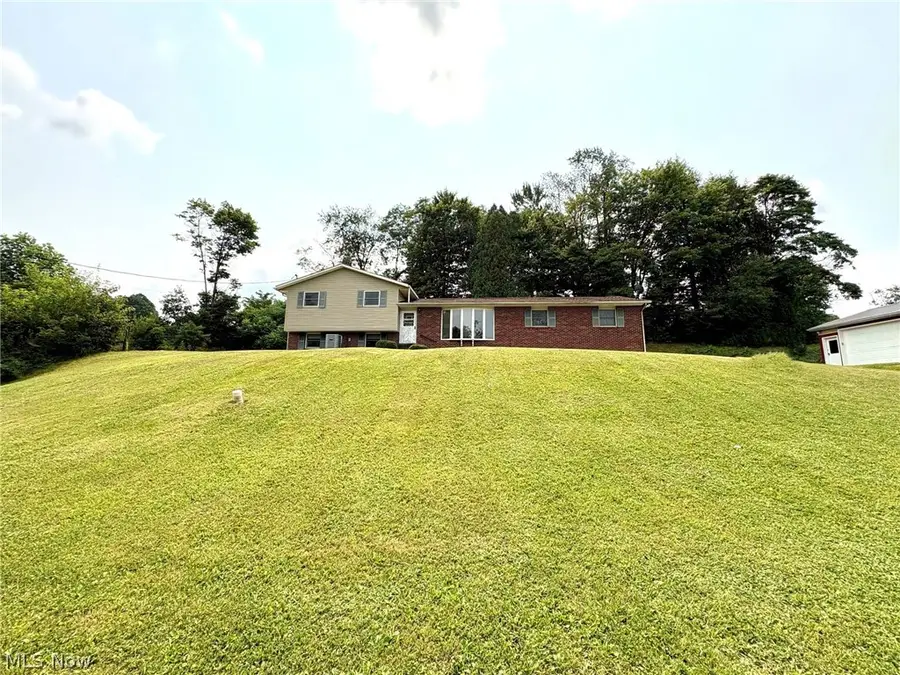 5044 Amsterdam Se Road, Carrollton, OH 44615 - #3