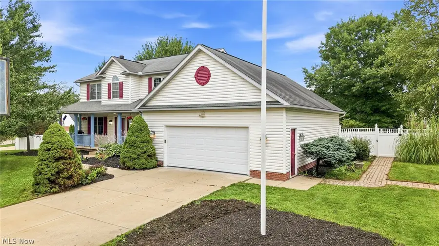 908 Sand Lot Circle, Louisville, OH 44641 - #2