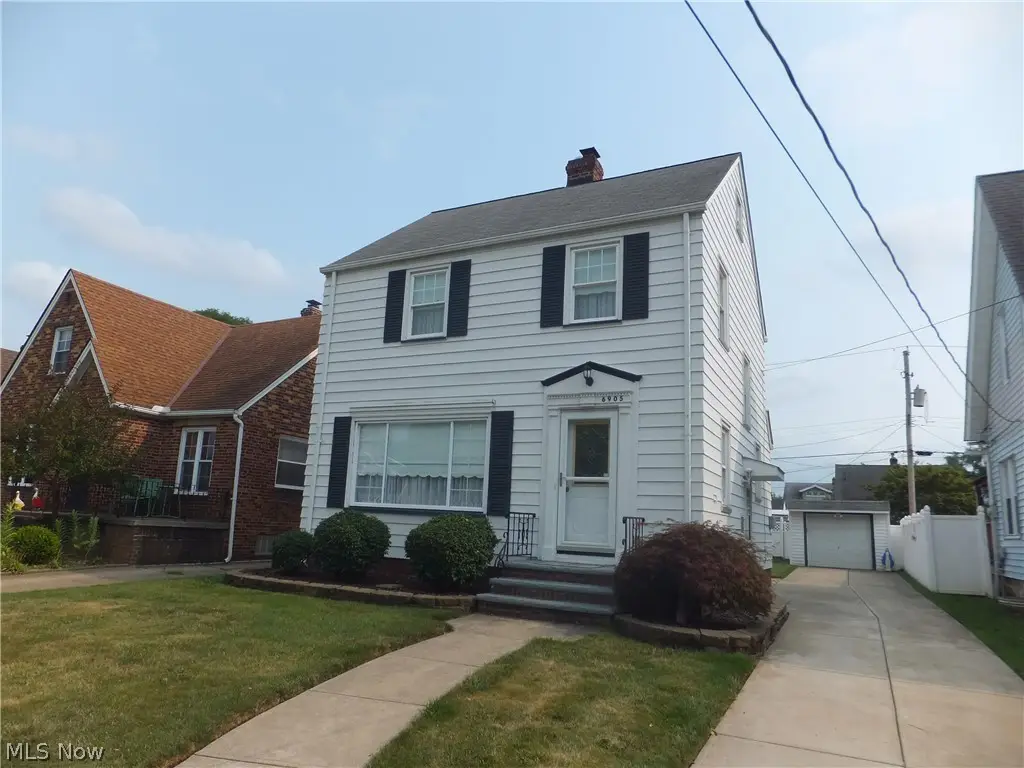 6905 Plainfield Avenue, Cleveland, OH 44144 - #1