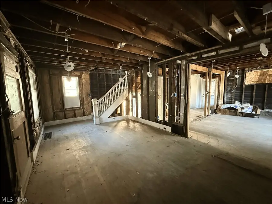 9006 Tioga Avenue, Cleveland, OH 44105 - #2