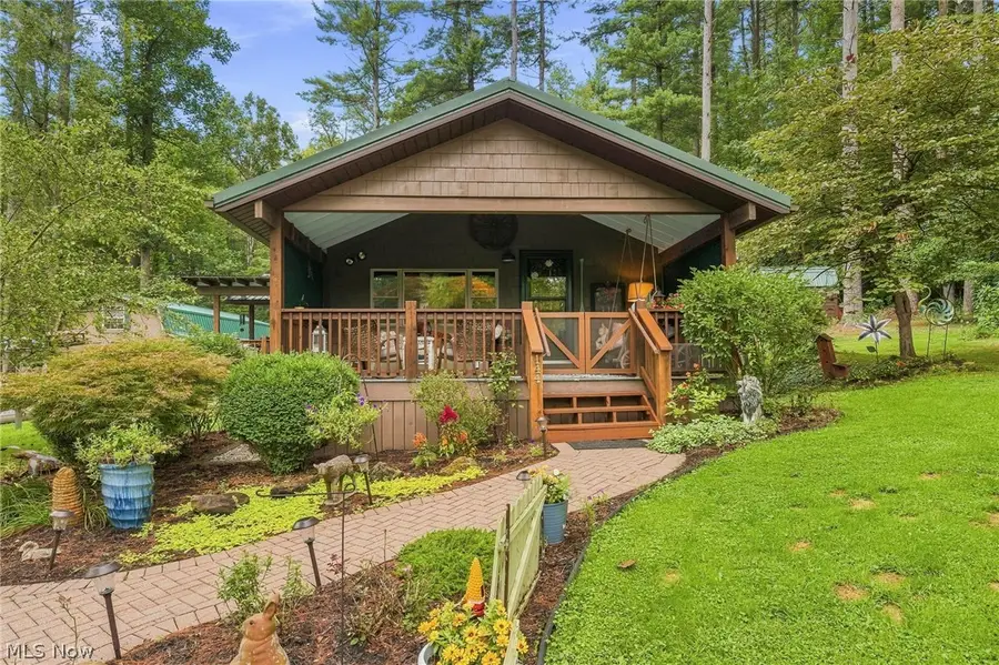 6040 Concord Drive, Bowerston, OH 44695 - #2