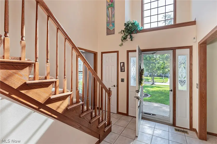 458 Medway Road, Highland Heights, OH 44143 - #2