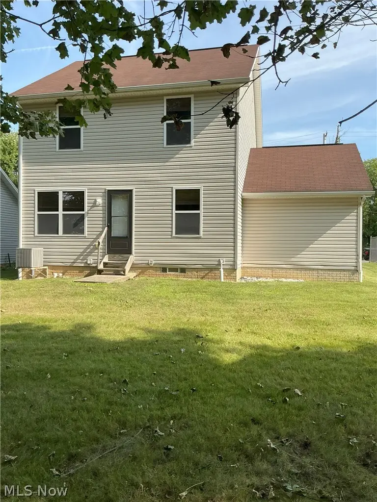 523 Broadway Avenue, Youngstown, OH 44510 - #3