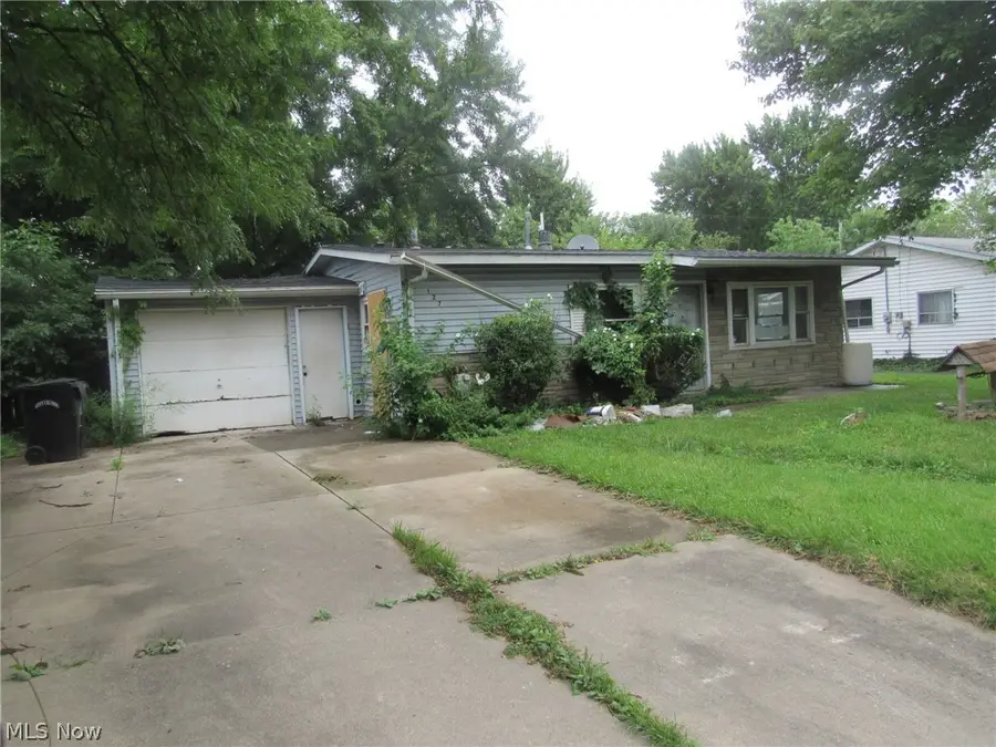 127 Belmont Avenue, Elyria, OH 44035 - #2