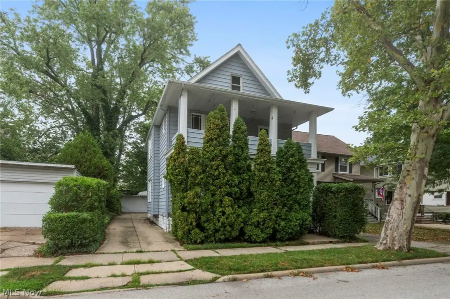 17476 Shaw Avenue, Lakewood, OH 44107 - #2