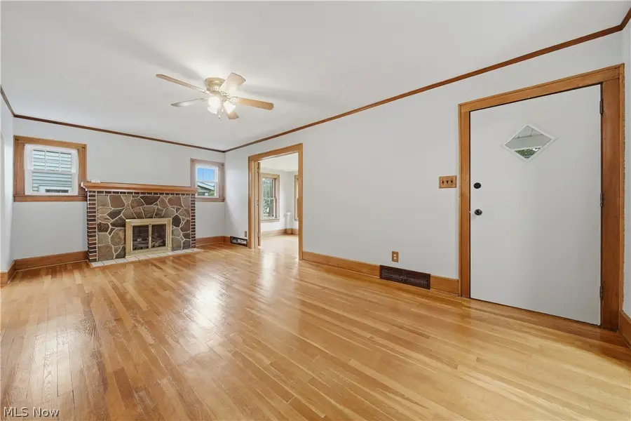 202 Hawk Avenue, Akron, OH 44312 - #3