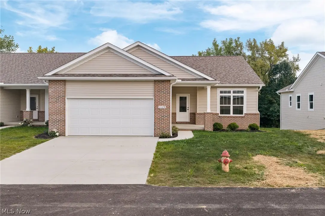 1119 Queen Anne Nw Drive, Massillon, OH 44647 - #1