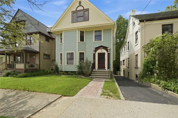 425 West Avenue, Elyria, OH 44035