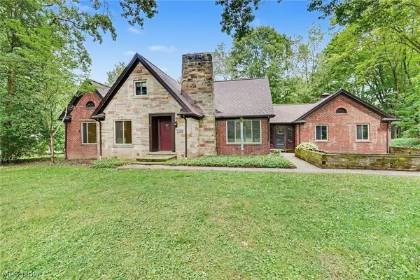 2381 Chatham Road, Akron, OH 44313