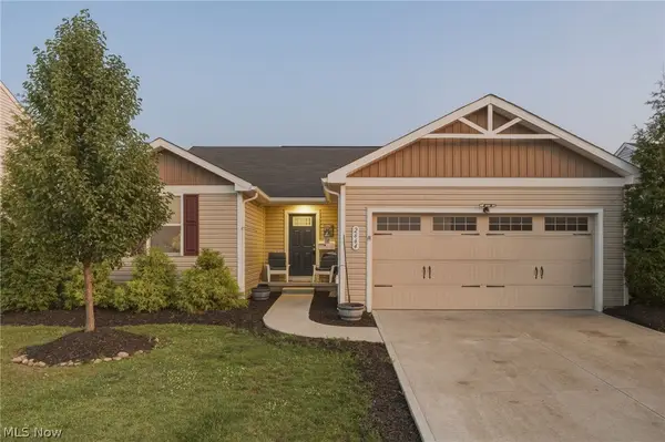 2664 Himelrigh Boulevard, Barberton, OH 44203