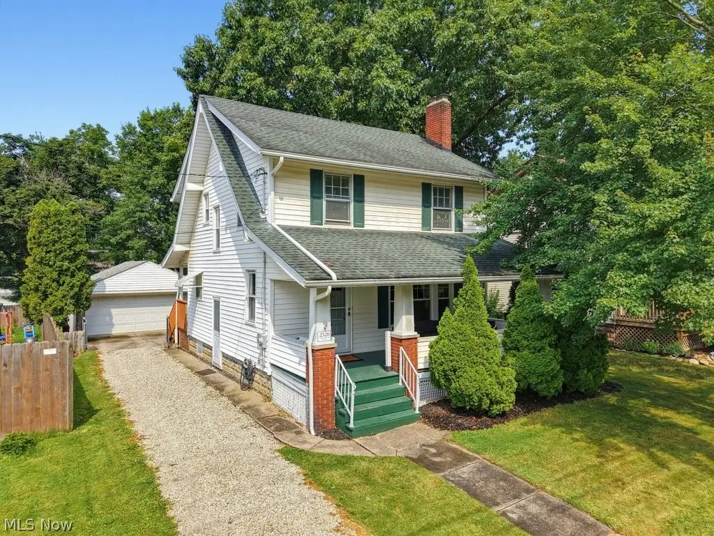 2526 6th Street, Cuyahoga Falls, OH 44221 - #1