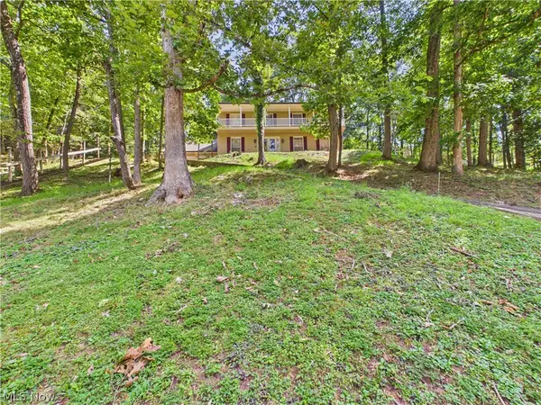 35 Woodland Park Drive, Parkersburg, WV 26104