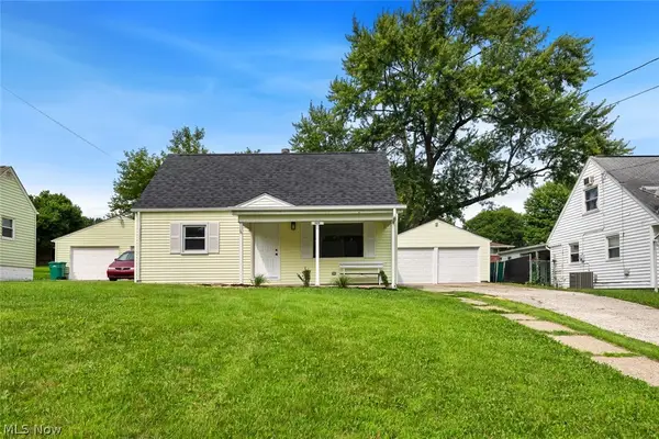 208 S Roanoke Avenue, Youngstown, OH 44515