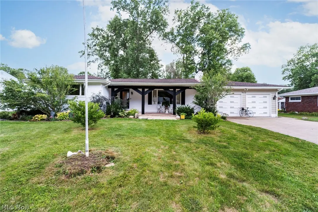 31 Lake Shore Drive, Youngstown, OH 44511 - #1