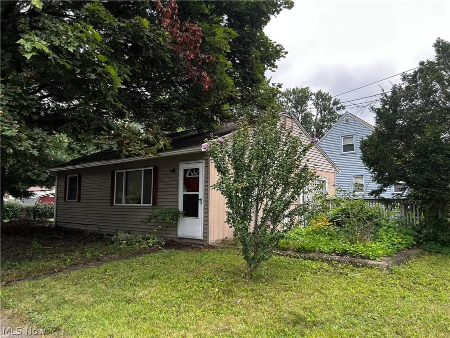 1915 Flint Avenue, Akron, OH 44305 - #3