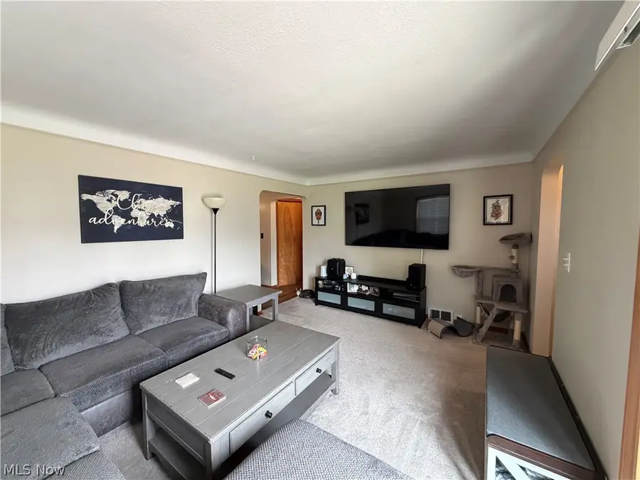5235 W 46th Street, Parma, OH 44134 - #3