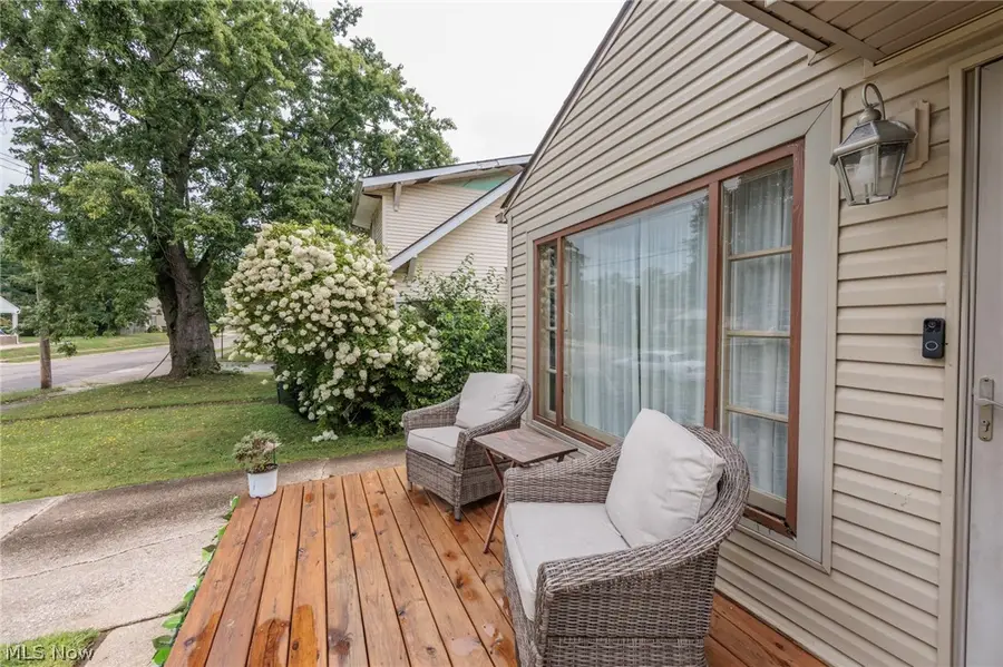88 E Catawba Avenue, Akron, OH 44301 - #3