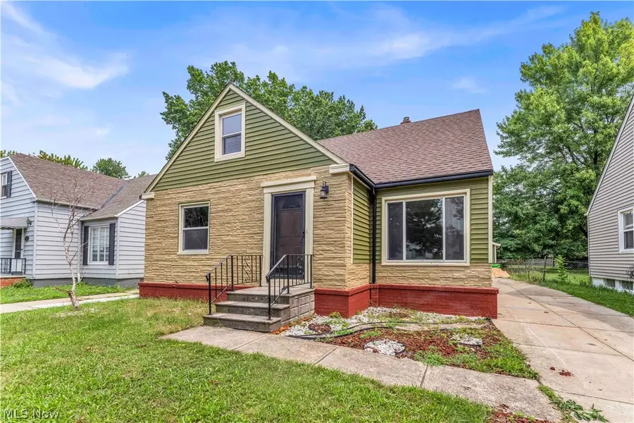 465 E 272 Street, Euclid, OH 44132 - #2