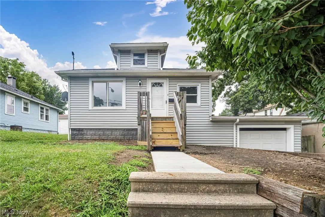 374 Frazier Avenue, Akron, OH 44305 - #1