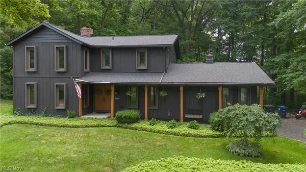 2166 Dow Drive, Akron, OH 44313
