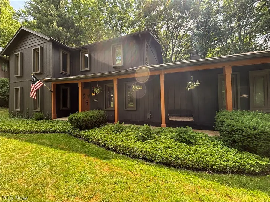 2166 Dow Drive, Akron, OH 44313 - #2
