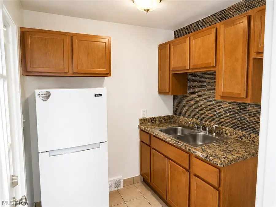 451 Clearview Drive, Euclid, OH 44123 - #2
