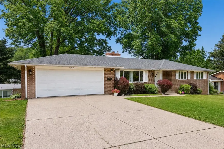 800 Woodview Ne Drive, Massillon, OH 44646 - #3