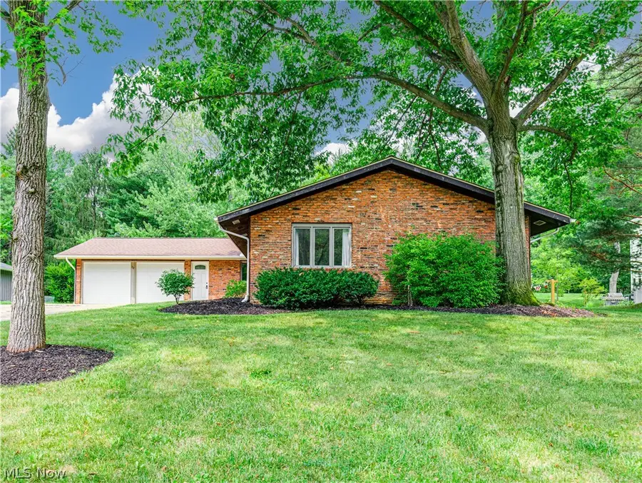 132 Parkview Drive, Aurora, OH 44202 - #2
