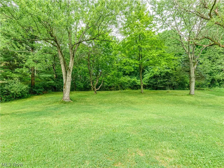 132 Parkview Drive, Aurora, OH 44202 - #3