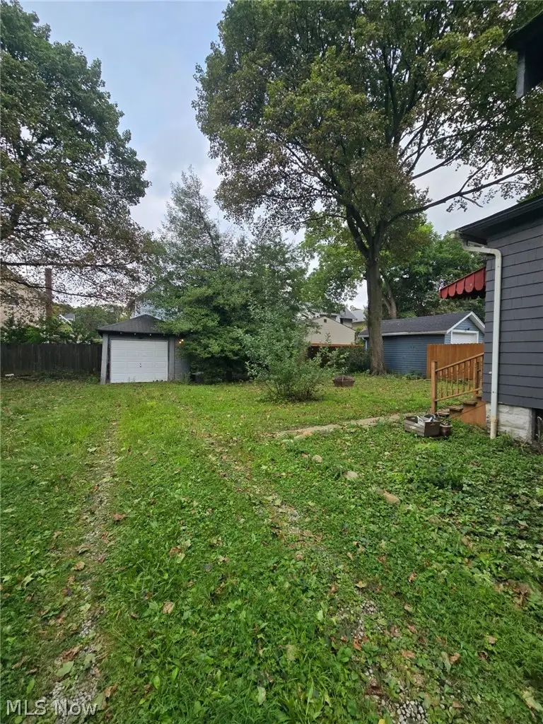 907 Delia Avenue, Akron, OH 44320 - #2