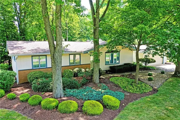 221 Southview Road, Canfield, OH 44406