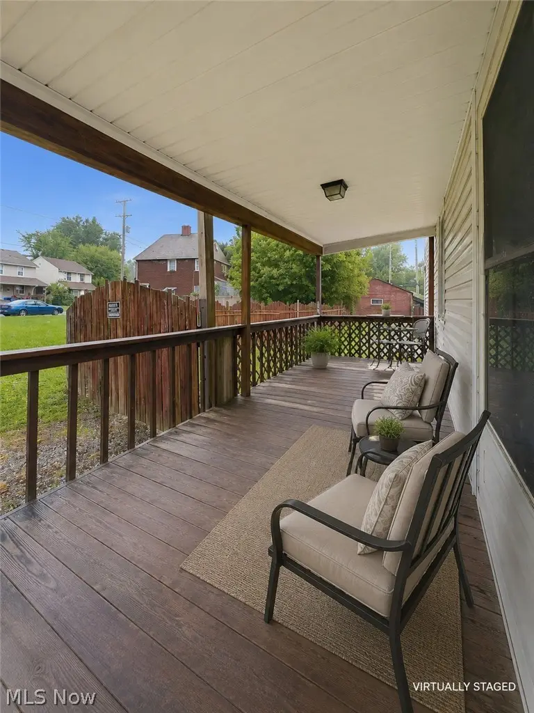 1306 Roslyn Sw Avenue, Canton, OH 44710 - #3