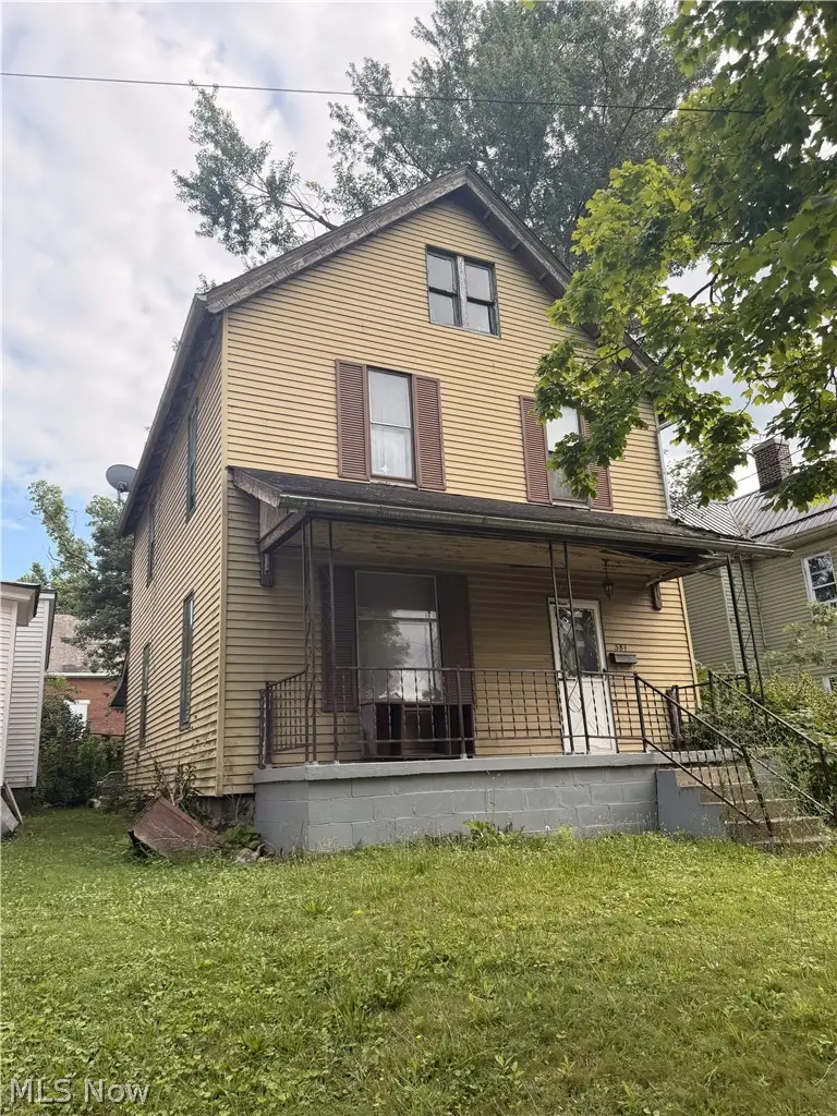 381 E 7th Street, Salem, OH 44460 - #3