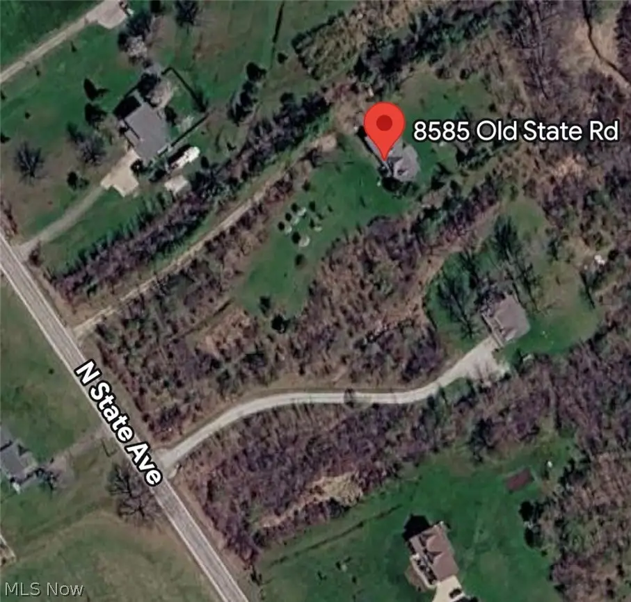 8585 Old State Road, Chardon, OH 44024 - #1