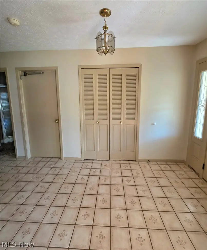 6413 Gale Drive, Seven Hills, OH 44131 - #2