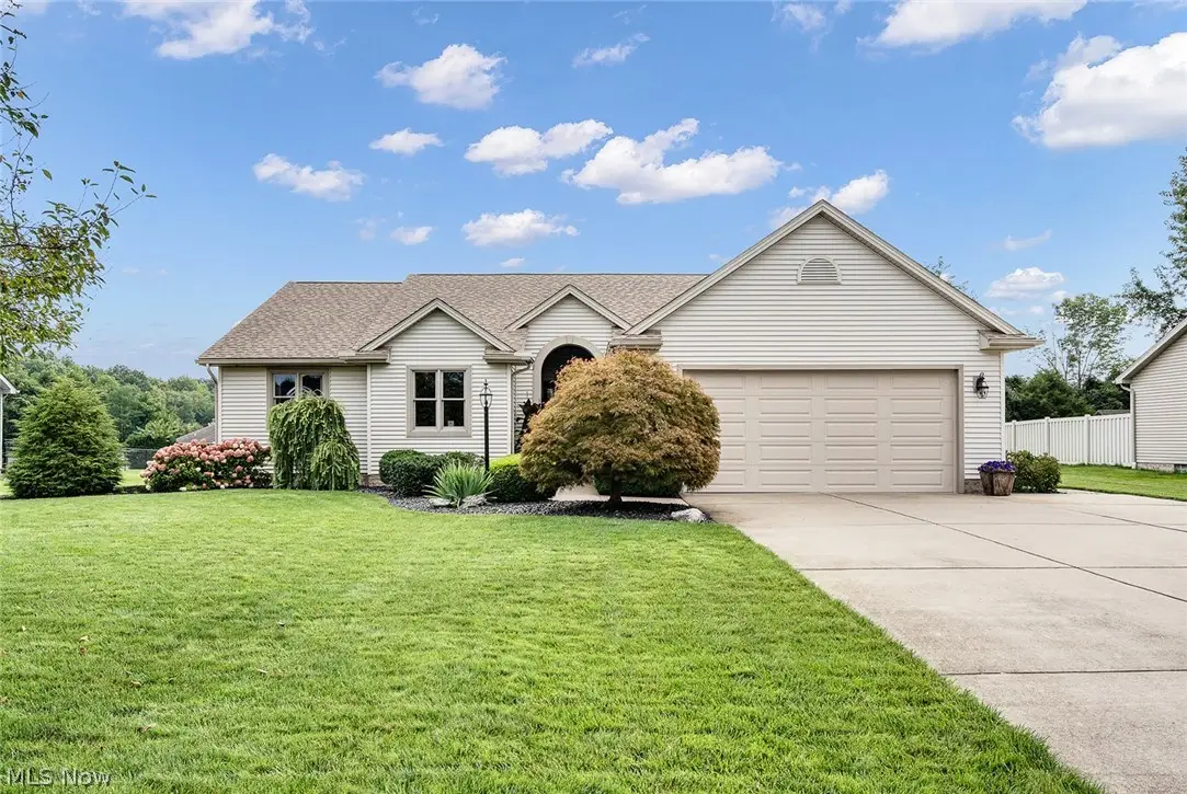 3905 Meander Drive, Mineral Ridge, OH 44440 - #1