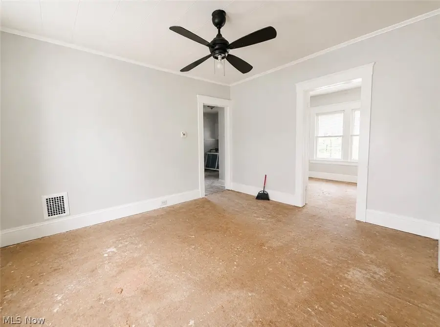 626 E 125th Street, Cleveland, OH 44108 - #3